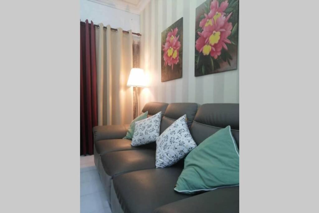 Orked Aeridina Homestay Puchong Kültér fotó
