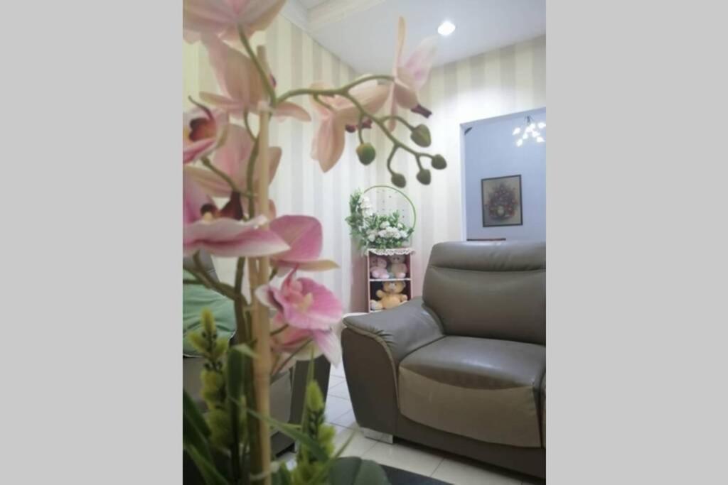 Orked Aeridina Homestay Puchong Kültér fotó